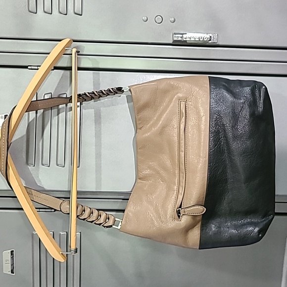 Brighton Tan and Black Leather Shoulder Purse - Picture 2 of 13